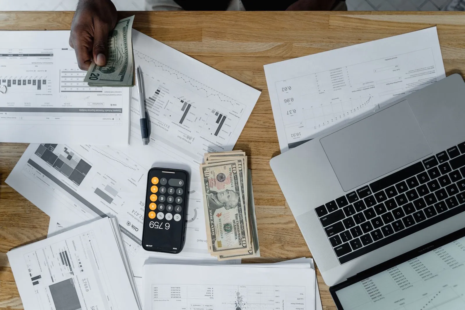 What to Include on a Domestic Worker’s Payslip